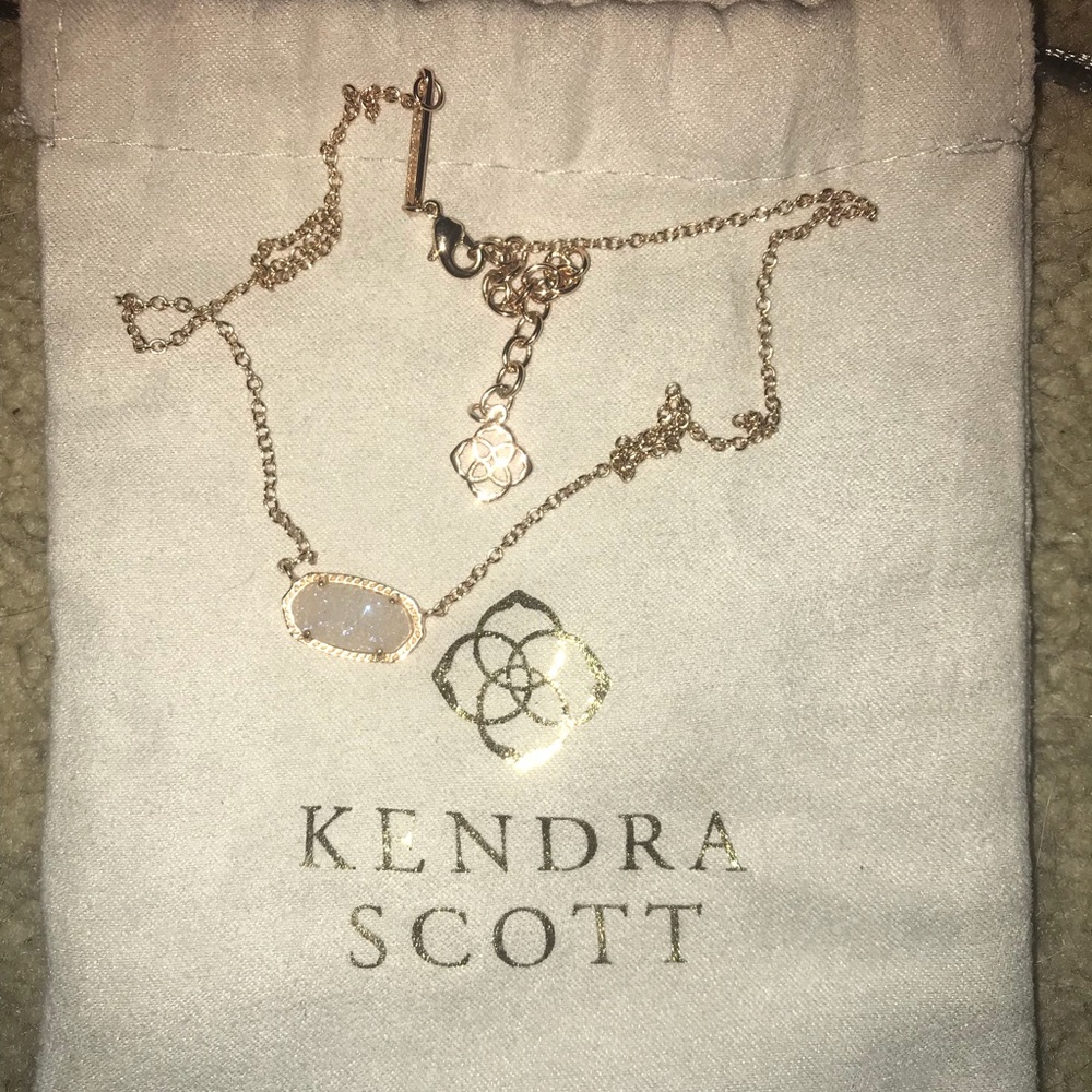 KENDRA SCOTT NECKLACE!!!